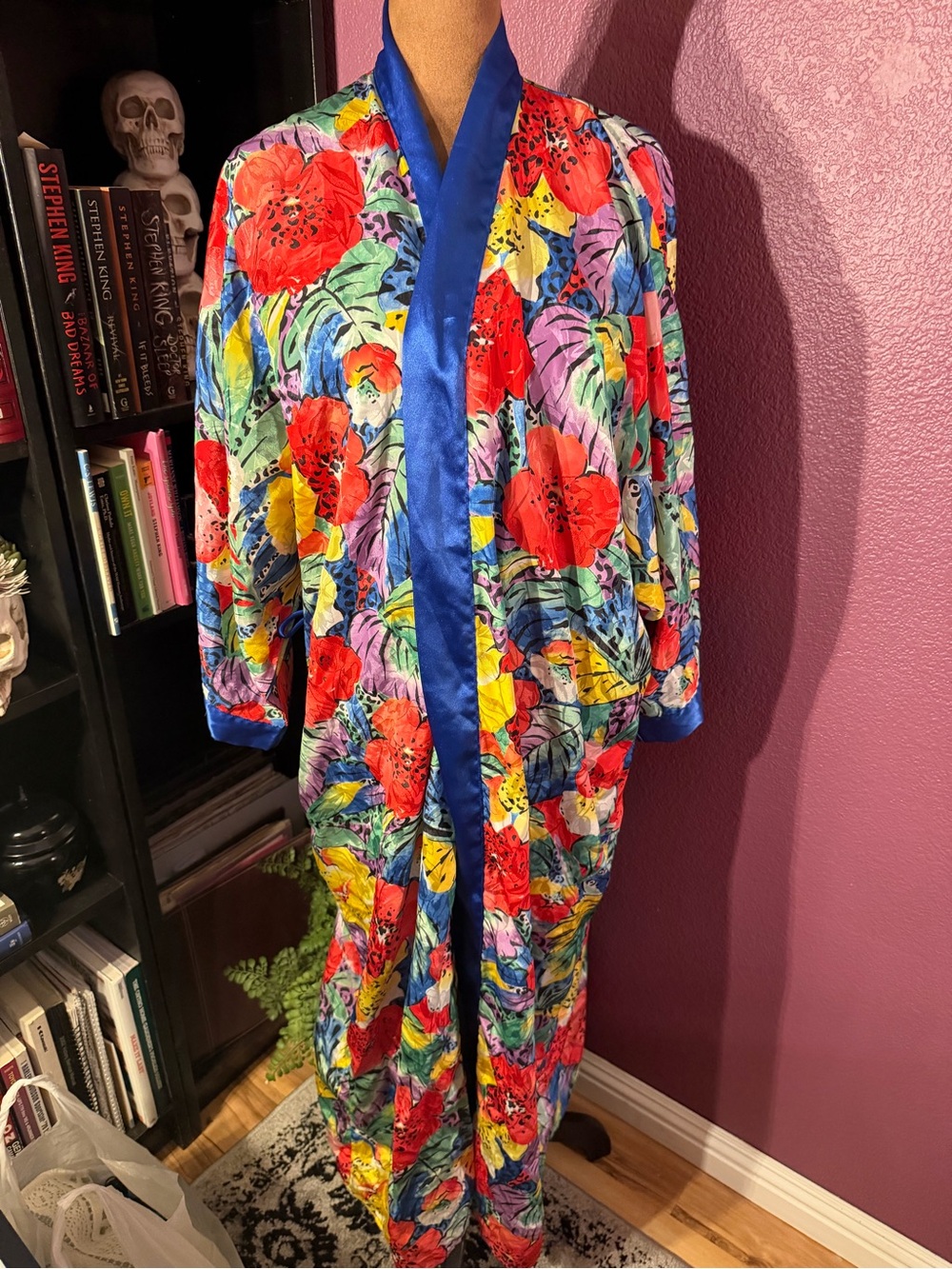 Vintage Vibrant Floral Robe with Royal Blue Trim